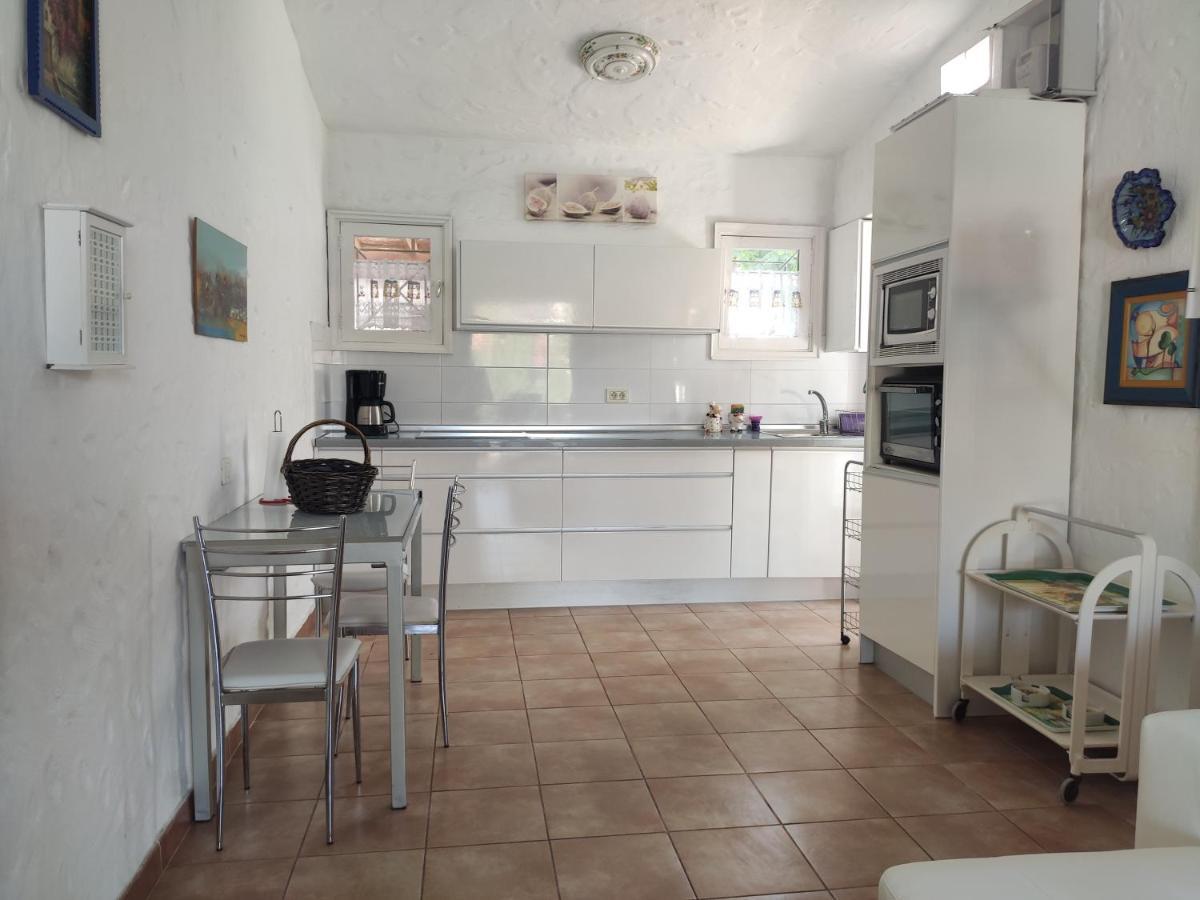 פלאייה דל אינגלז 2 Bedroom Bungalow Next Yumbo Center. Free Parking מראה חיצוני תמונה